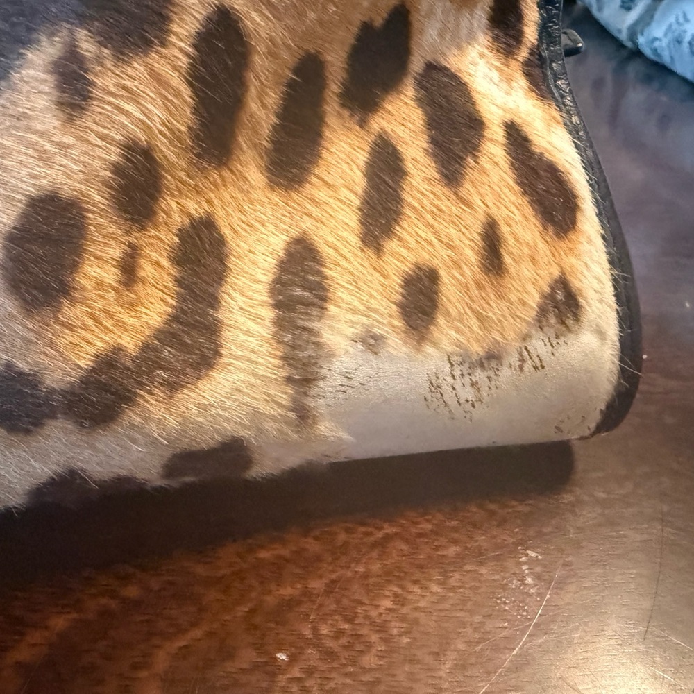 Yves Saint Laurent Leopard Satchel - Picture 4 of 5